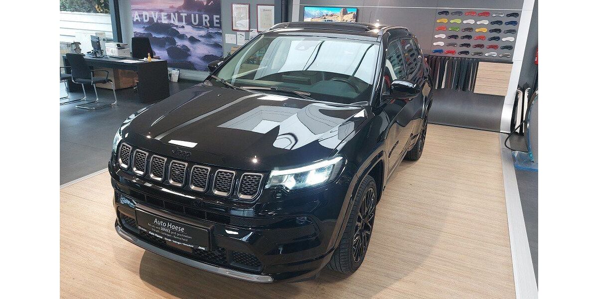 Jeep Compass 29.675 km 28.750 &euro; Solingen 42655