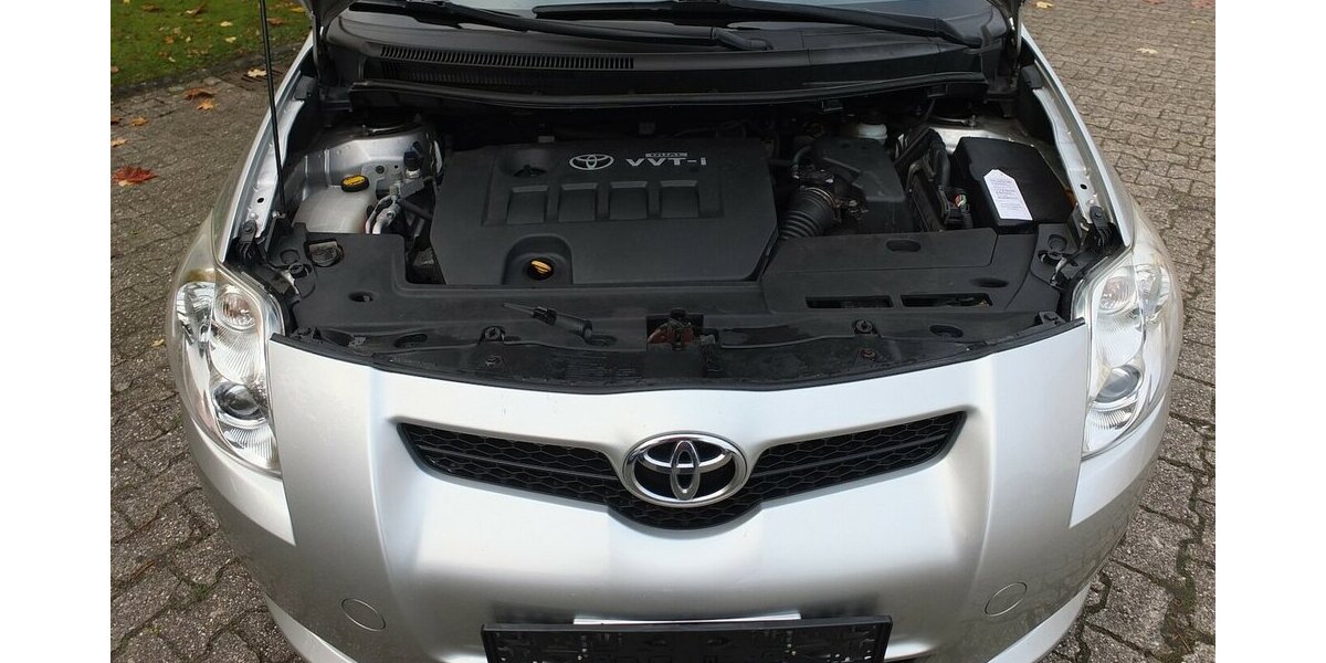 Toyota Auris 1.6i BLACK WEEK 25: SOL ALLE INSPEKTIONEN GA 174.885 km 4.908 € Köln 50858