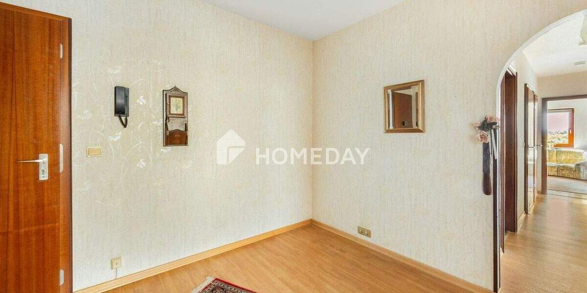 Etagenwohnung Hilden Forstbach - 3 Zimmer, 81 m&sup2;, 220.000&euro; | Angebot:24825427