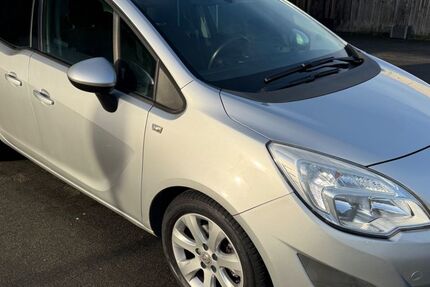 Opel Meriva 60.000 km 4.900 &euro; Pulheim 50259