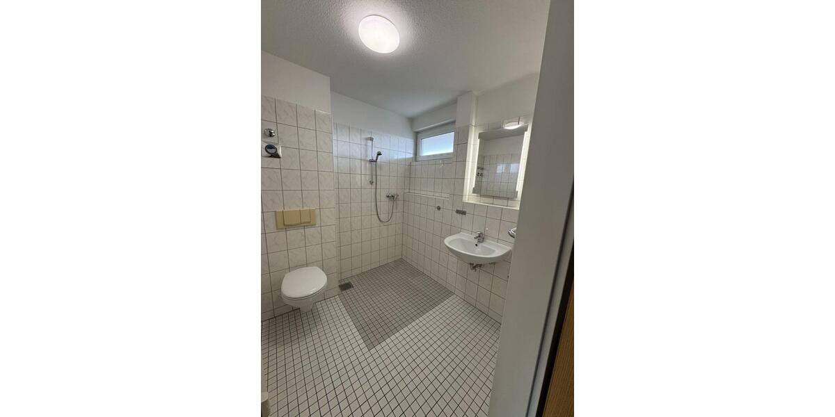 Etagenwohnung Solingen Höhscheid - 2 Zimmer, 47 m&sup2;, 670&euro; | Angebot:25545174