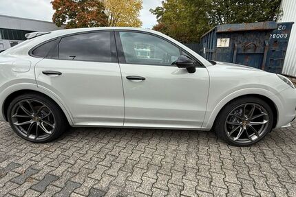 Porsche Cayenne 107.000 km 58.100 € Haan 42781