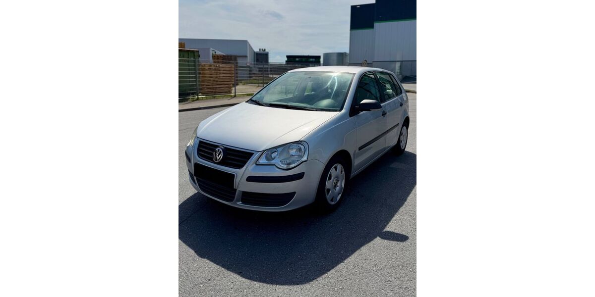 VW Polo 133.590 km 2.399 &euro; Langenfeld 40764