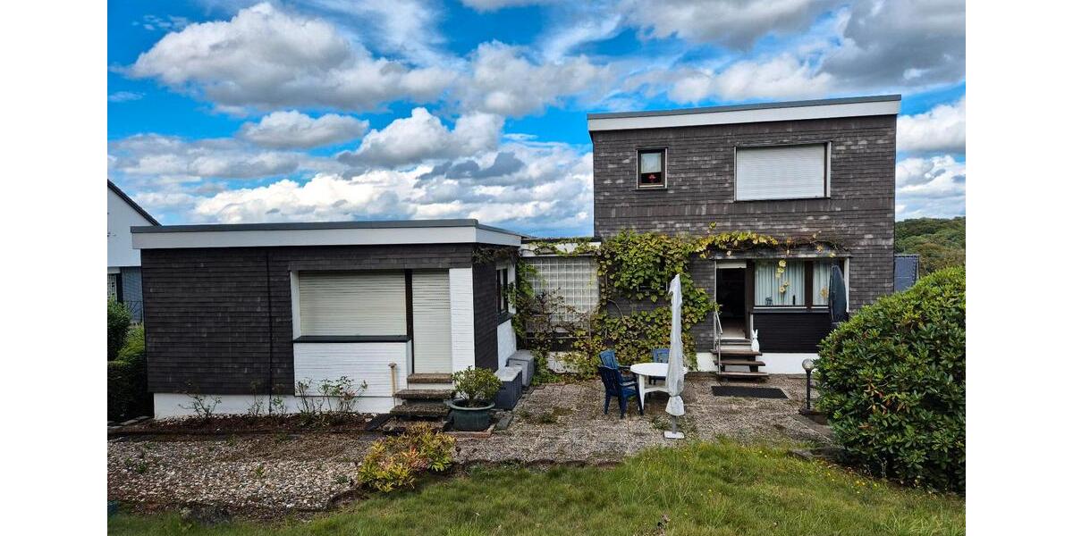 Einfamilienhaus Wermelskirchen - 2.300&euro; | Angebot:22598379