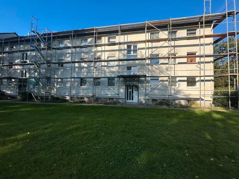 Geräumige 3-Zi.-Erdgeschosswohnung mit Balkon! zimmer