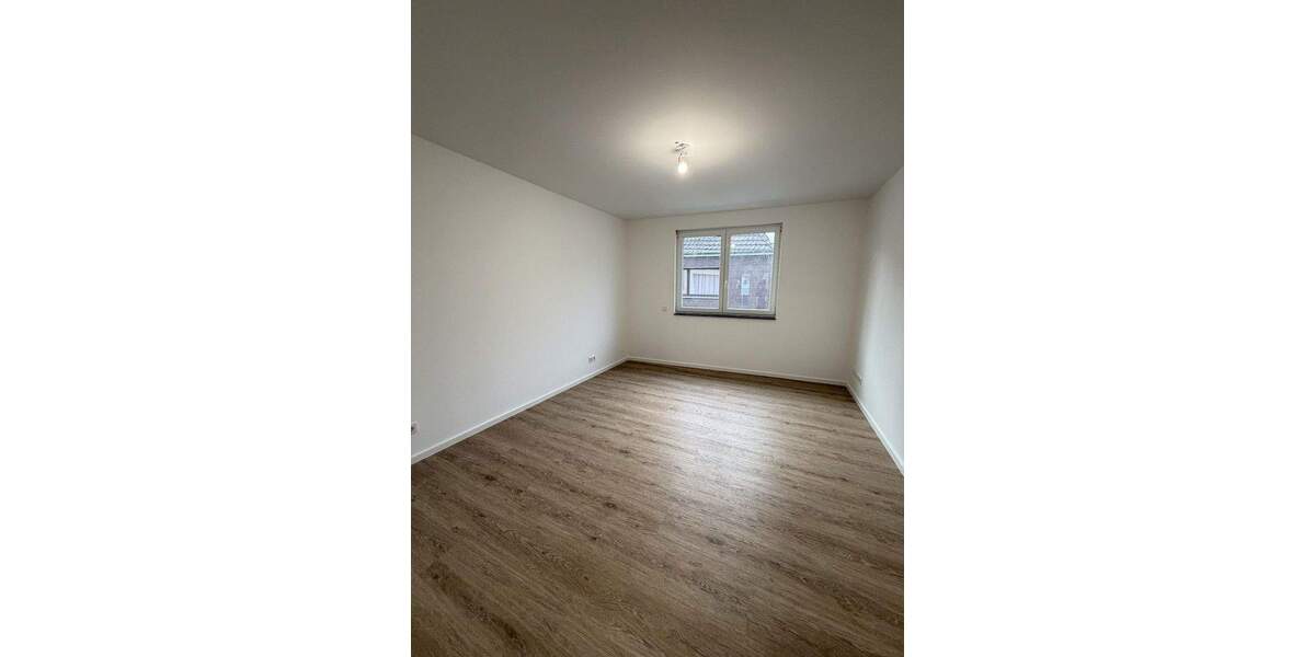 Terrassenwohnung Köln Höhenberg - 3 Zimmer, 100 m&sup2;, 1.590&euro; | Angebot:25784558