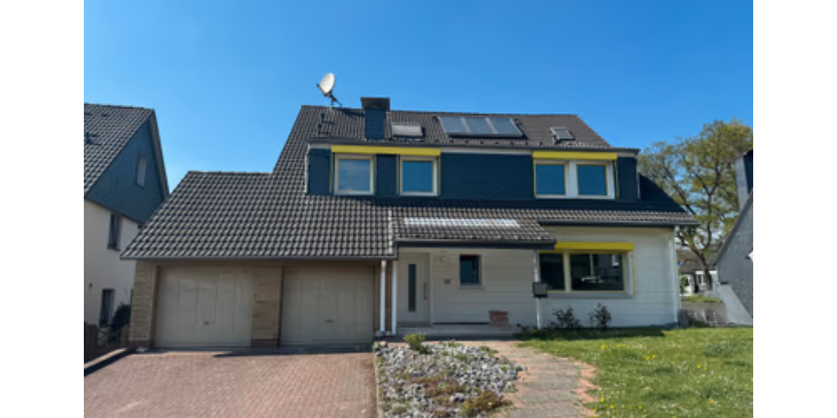 Einfamilienhaus Wuppertal Dönberg - 10 Zimmer, 304 m&sup2;, 3.100&euro; | Angebot:24477426