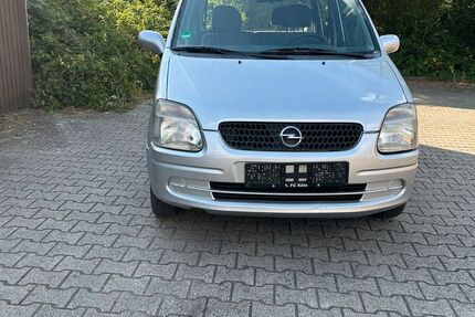 Opel Agila 98.000 km 600 € Köln 51107