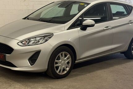 Ford Fiesta 79.800 km 9.400 &euro; Düsseldorf 40468