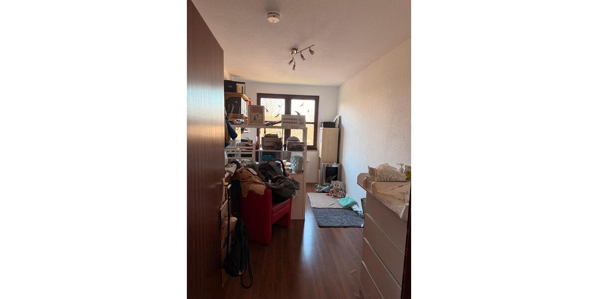 Etagenwohnung Wuppertal Arrenberg - 3 Zimmer, 84 m&sup2;, 220.000&euro; | Angebot:26286935