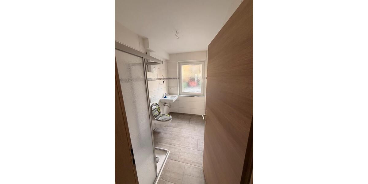 Erdgeschoßwohnung Remscheid Lüttringhausen - 3.5 Zimmer, 62 m&sup2;, 680&euro; | Angebot:24729845