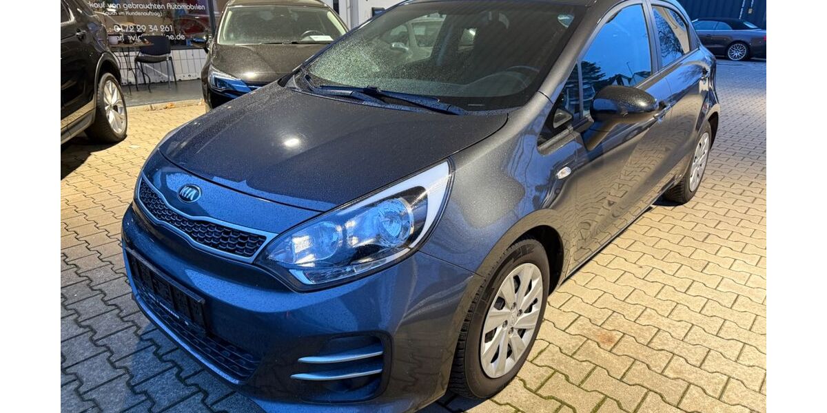 Kia Rio 82.000 km 7.450 &euro; mettmann 40822