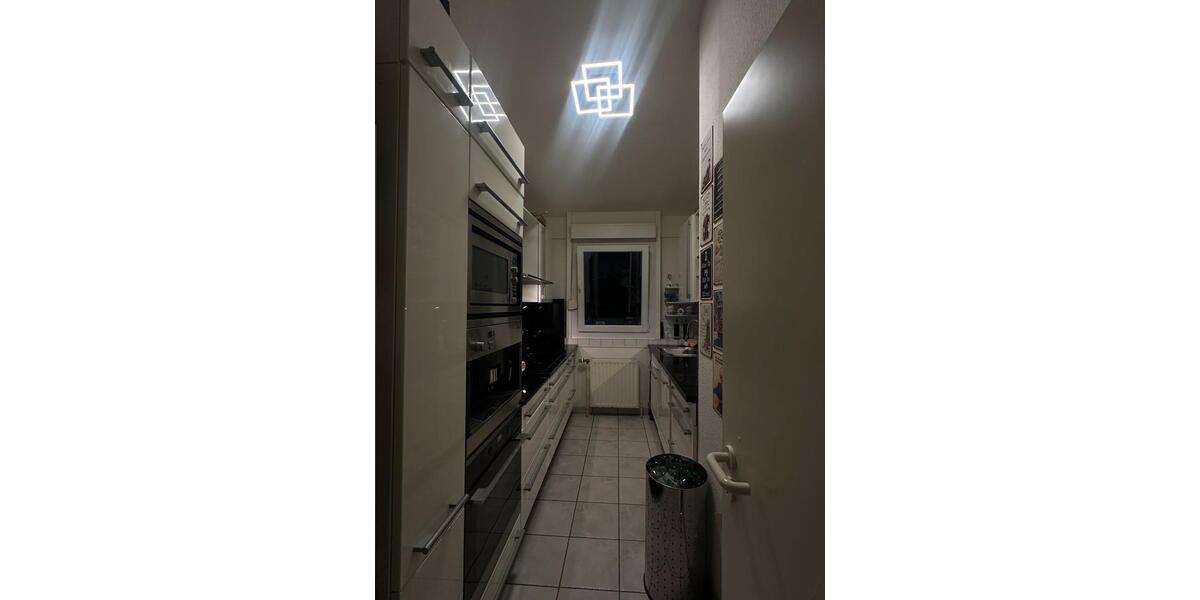 Dachgeschoßwohnung Düsseldorf Stadtbezirk 6 - 3 Zimmer, 75 m&sup2;, 975&euro; | Angebot:24783808