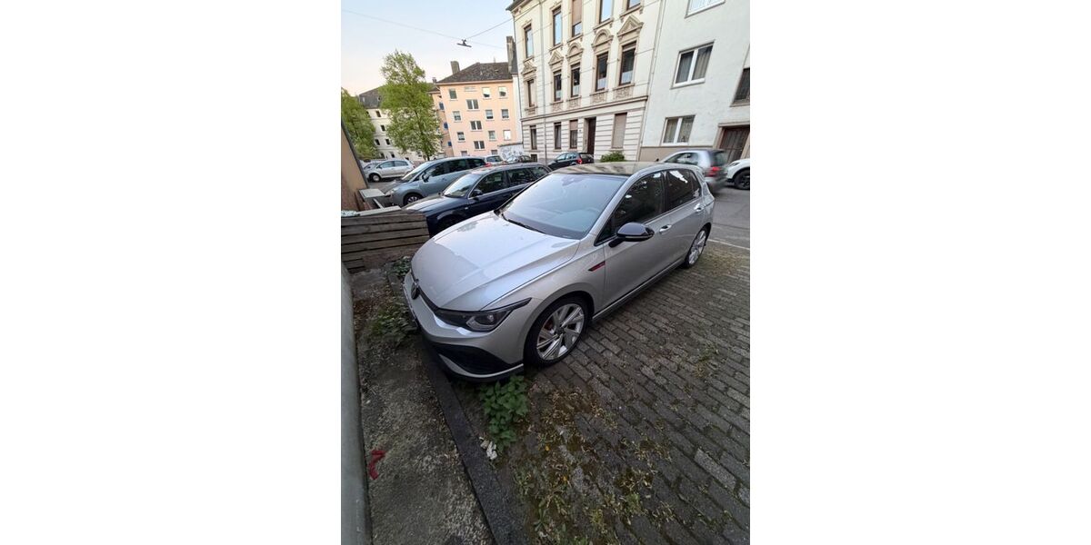 VW Golf 37.500 km 32.199 &euro; wuppertal 42277