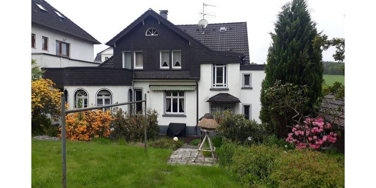 Einfamilienhaus Halver Carthausen - 7 Zimmer, 250 m&sup2;, 258.000&euro; | Angebot:26671951