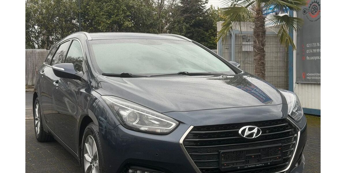 Hyundai i40 210.070 km 5.400 &euro; Düsseldorf 40627