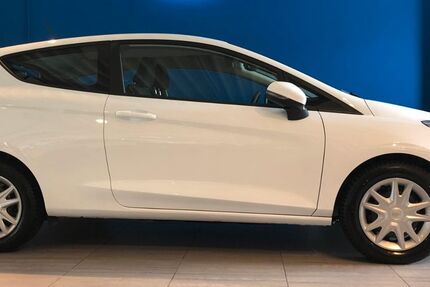 Ford Fiesta 96.150 km 10.950 &euro; Düsseldorf 40210