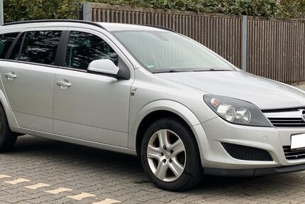 Opel Astra 280.000 km 2.700 € Solingen 42657