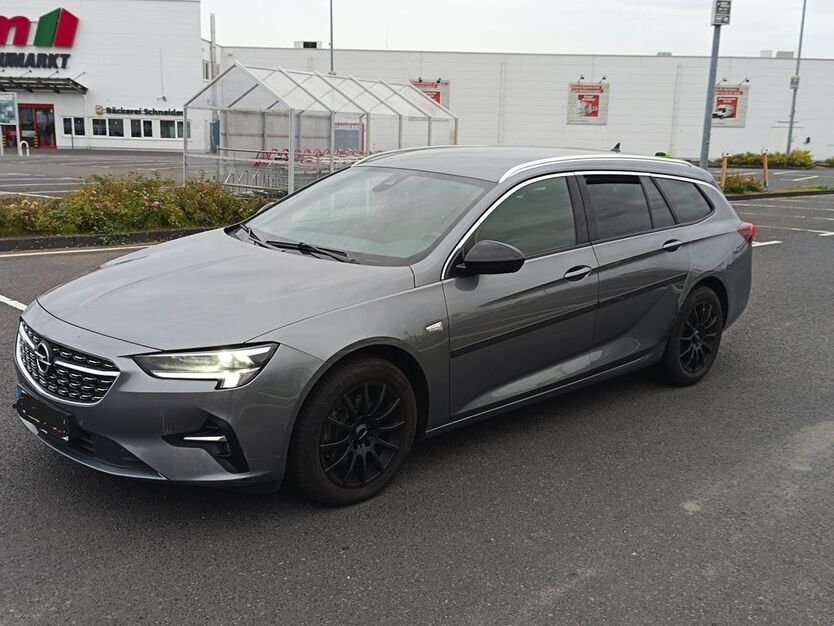 Opel Insignia 109.657 km 11.990 € Köln 50969