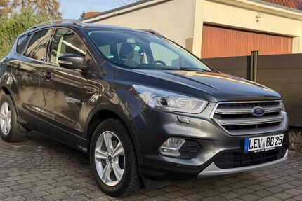 Ford Kuga 77.000 km 9.999 &euro; Leverkusen 51381