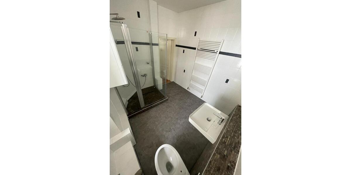 Mehrfamilienhaus, Wohnhaus Wuppertal Gemarkung Vohwinkel - 16 Zimmer, 500 m&sup2;, 765.000&euro; | Angebot:26698959