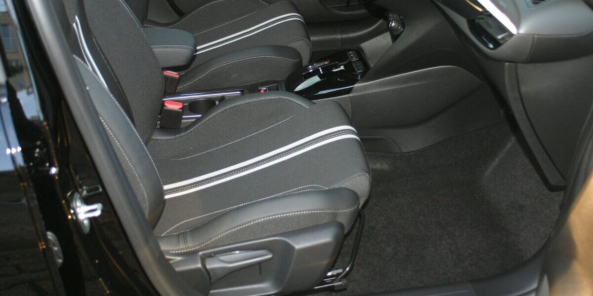 Opel Corsa GS Automatik|Voll-LED|Winterpaket| Kamera 25.137 km 17.590 &euro; Wermelskirchen 42929