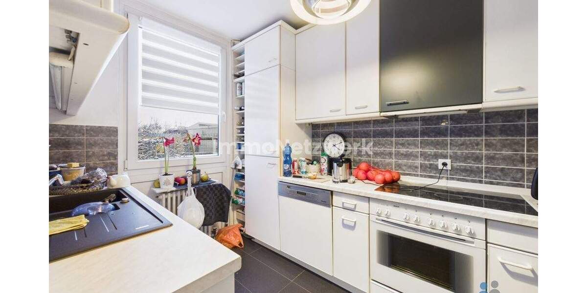 Etagenwohnung Neuss Innenstadt - 3 Zimmer, 78 m&sup2;, 275.000&euro; | Angebot:25821775