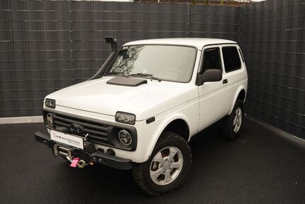 Lada Niva 101.554 km 8.199 &euro; Dormagen 41539