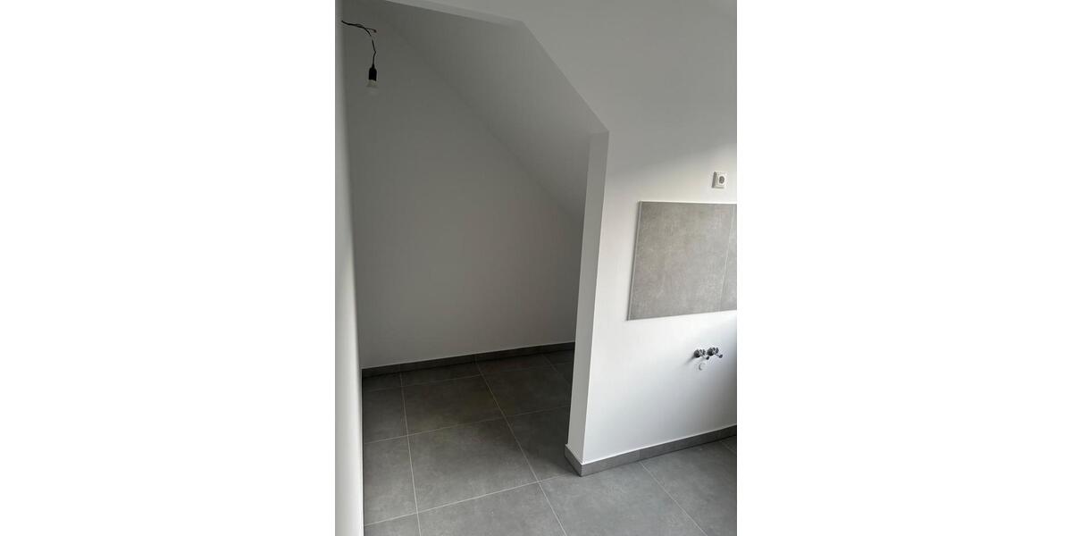 Gewerbeobjekt Düsseldorf Stadtbezirk 3 - 1.800&euro; | Angebot:24383904