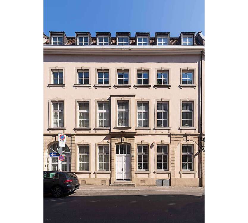 Wohnung zum Kaufen in Düsseldorf 395.000 € 95 m²