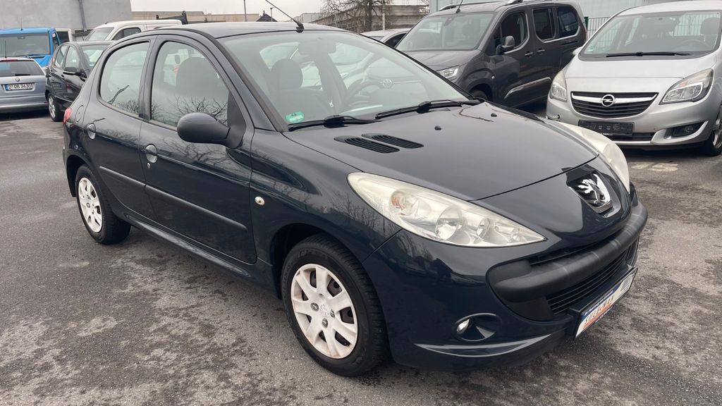 Peugeot 206 146.061 km 2.500 € Düsseldorf 40597