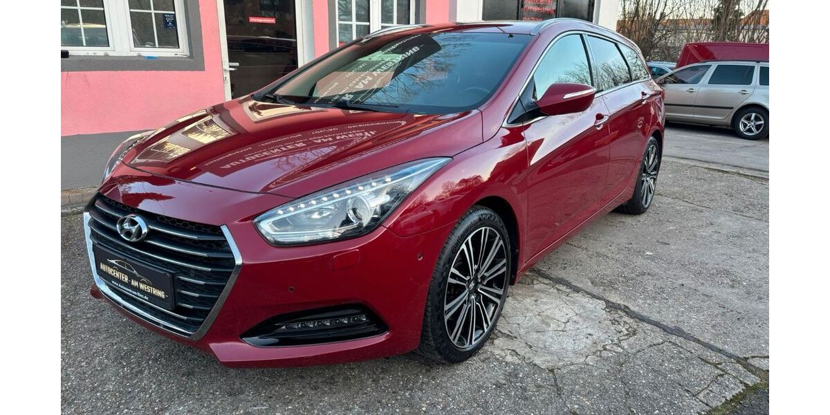 Hyundai i40 152.000 km 10.990 &euro; Wuppertal 42329