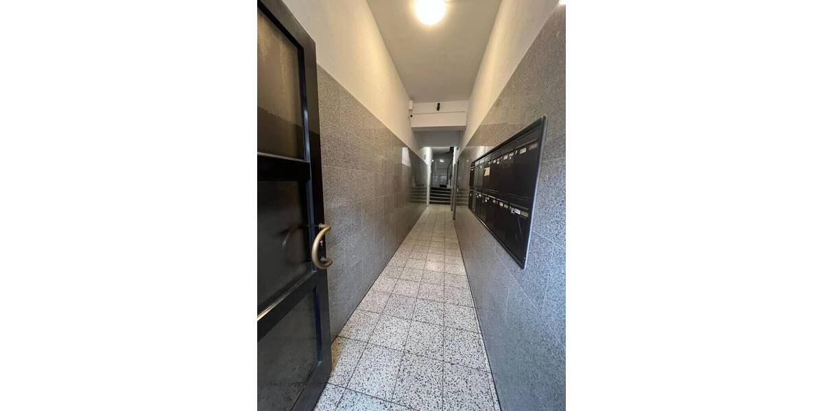 Etagenwohnung Köln Vingst - 2 Zimmer, 64 m&sup2;, 189.000&euro; | Angebot:26037093