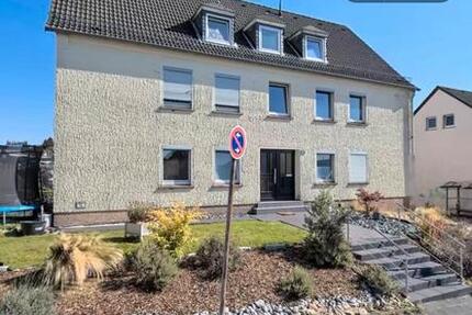 Haus Radevormwald - 15 Zimmer, 306 m&sup2;, 469.000&euro; | Angebot:27300076