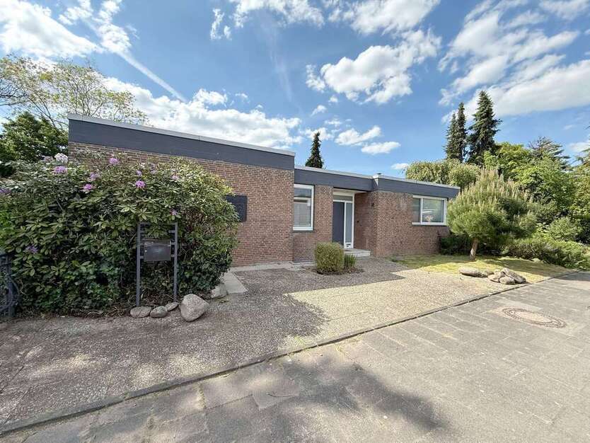 Haus zum Mieten in Neuss 2.300 € 138 m²