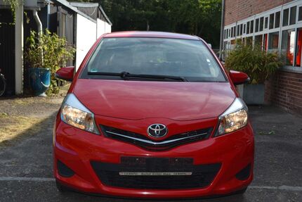 Toyota Yaris 145.000 km 4.700 &euro; köln 50969