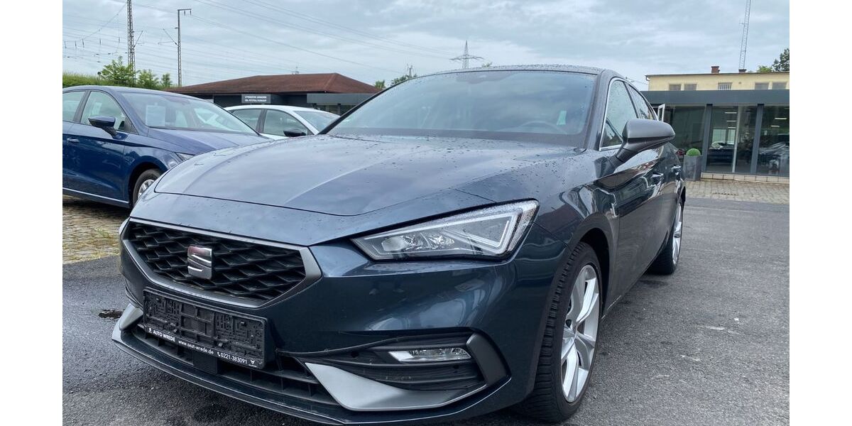 Seat Leon 30.900 km 22.800 &euro; Köln 50677