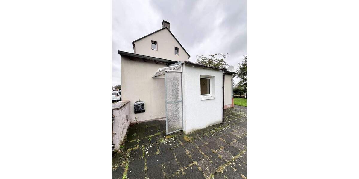 Mehrfamilienhaus, Wohnhaus Langenfeld Immigrath - 9 Zimmer, 150 m&sup2;, 599.000&euro; | Angebot:23973316