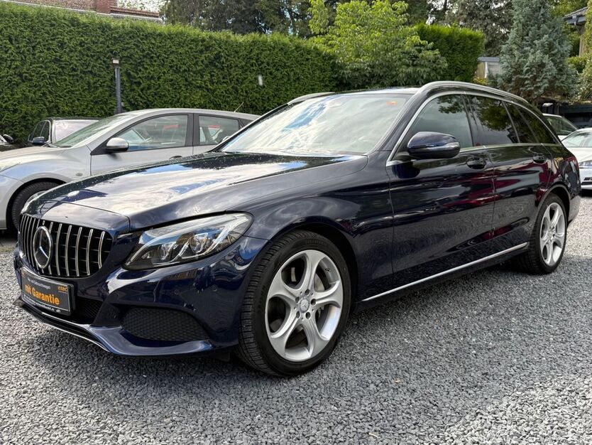 Mercedes-Benz C 250 139.000 km 20.990 € Bergisch Gladbach 51465