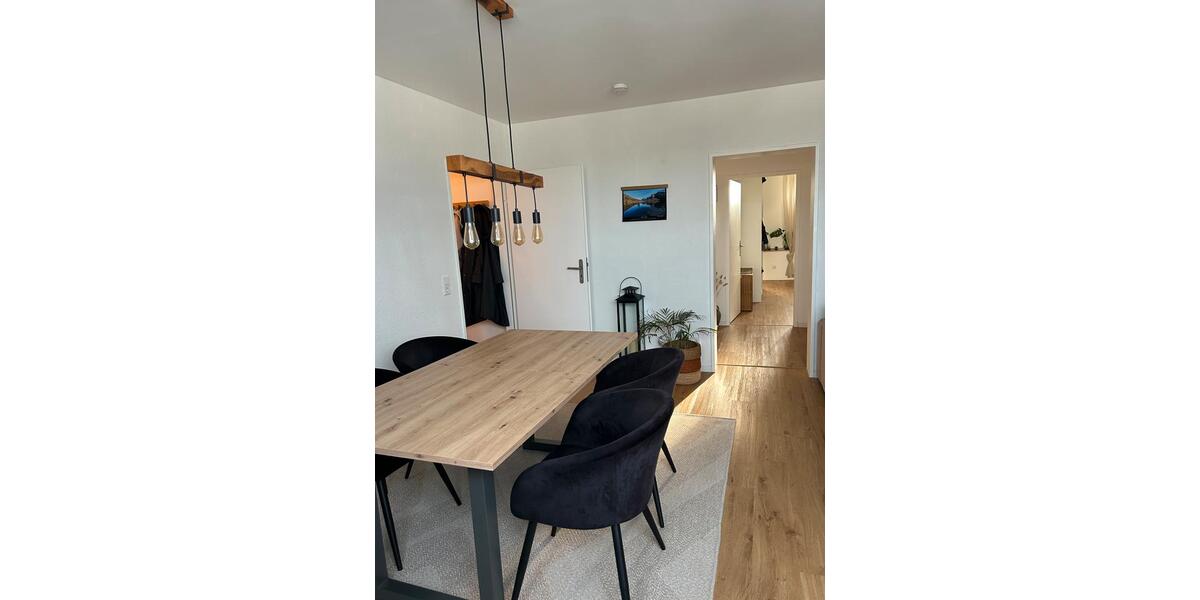 Dachgeschoßwohnung Köln Ehrenfeld - 3 Zimmer, 85 m&sup2;, 1.190&euro; | Angebot:24941220