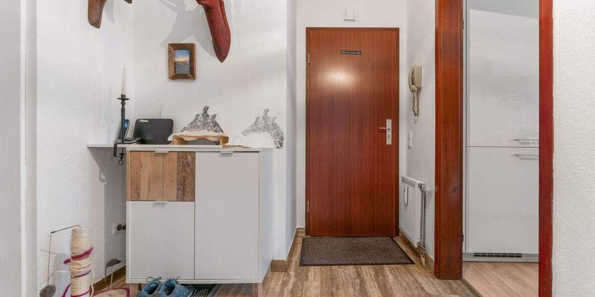 Mehrfamilienhaus, Wohnhaus Odenthal Hüttchen - 8 Zimmer, 251 m&sup2;, 399.000&euro; | Angebot:25775948