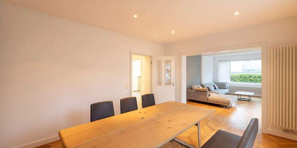 Einfamilienhaus Düsseldorf Gerresheim - 6 Zimmer, 195 m&sup2;, 4.640&euro; | Angebot:24610026