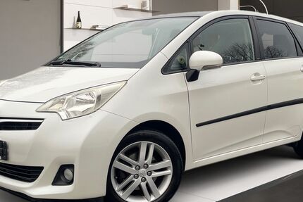 Toyota Verso-S 198.000 km 5.488 &euro; Köln 51067