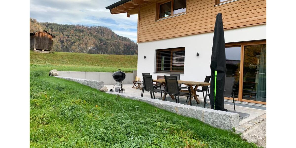 Einfamilienhaus Düsseldorf Stadtmitte - 4 Zimmer, 160 m&sup2;, 3.500&euro; | Angebot:24387574