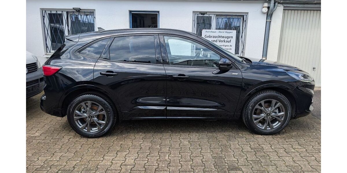 Ford Kuga 8.837 km 26.000 &euro; Düsseldorf 40472