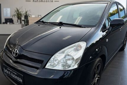 Toyota Corolla Verso 177.800 km 4.999 &euro; Köln 51145