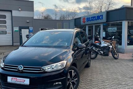 VW Touran 67.600 km 29.698 € Hattingen 45527