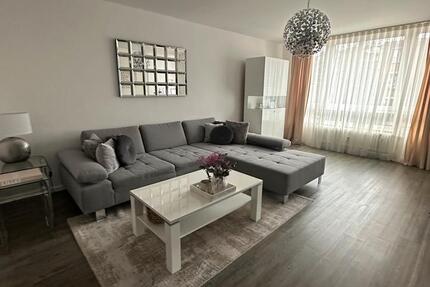 Wohnung Köln Nippes - 2 Zimmer, 72 m&sup2;, 1.750&euro; | Angebot:26616642