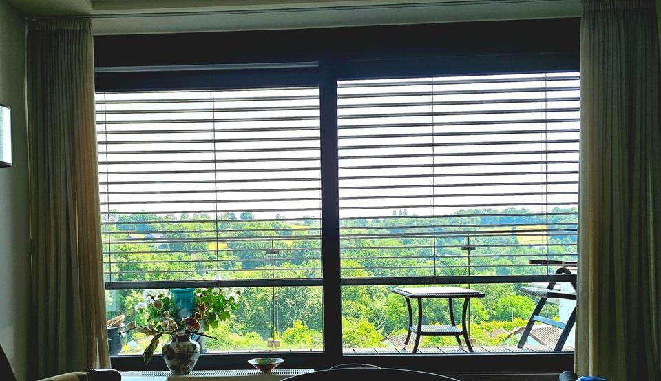 3-Zimmer-Penthouse - Haus im Haus EBK ruhig u. zentral gelegen zimmer