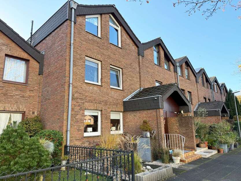 Haus zum Kaufen in Köln 649.000 € 163 m² 5 zimmer